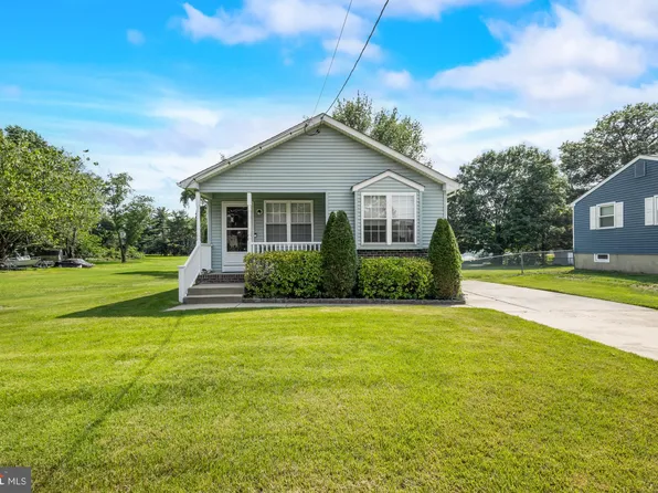 407 Lecato Ave, West Deptford, NJ 08086