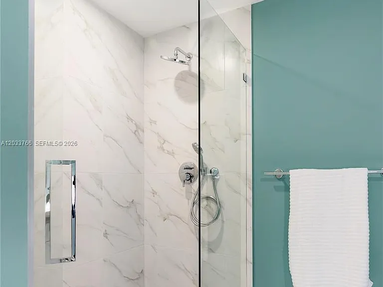 2000 Metropica Way #1810 — Photo 23
