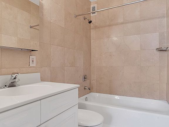 5th image of 247 W 87th St #6D