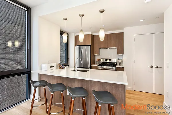 Rented by Modern Spaces | media 22