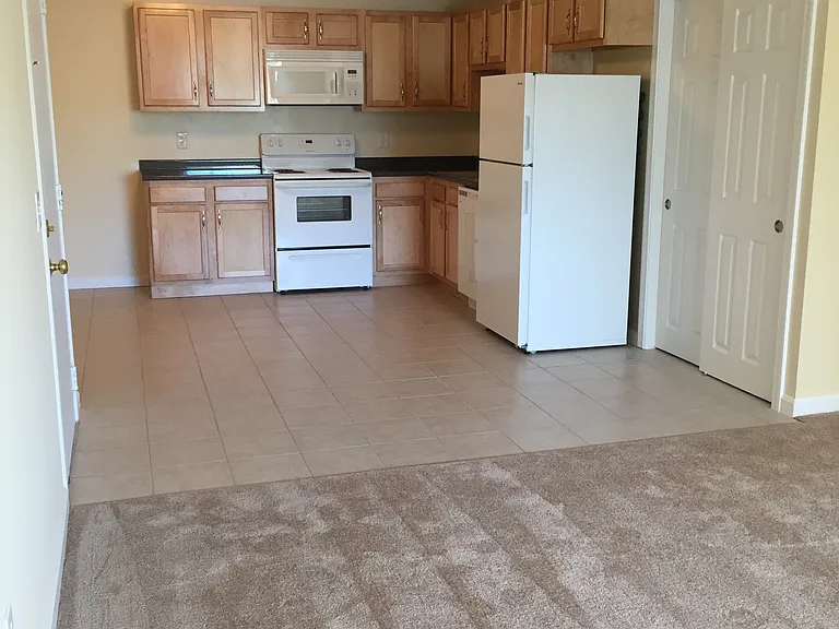 2 Pineland Avenue — Photo 9