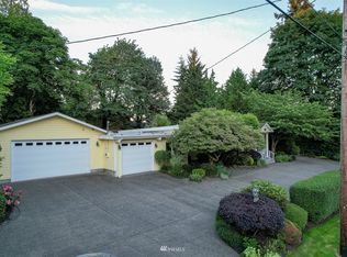 23509 32nd Ave W, Brier, WA 98036