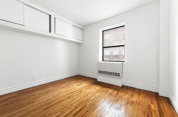 Rented by Compass | media 31