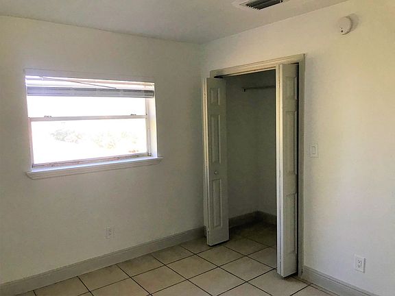 5th image of 1109 NW 5th St APT 1B