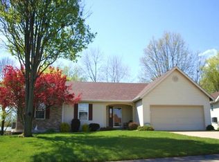 120 Green Forest Estates Dr, Saint Peters, MO 63376