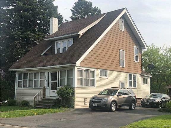 3rd image of 199 Hood Ave