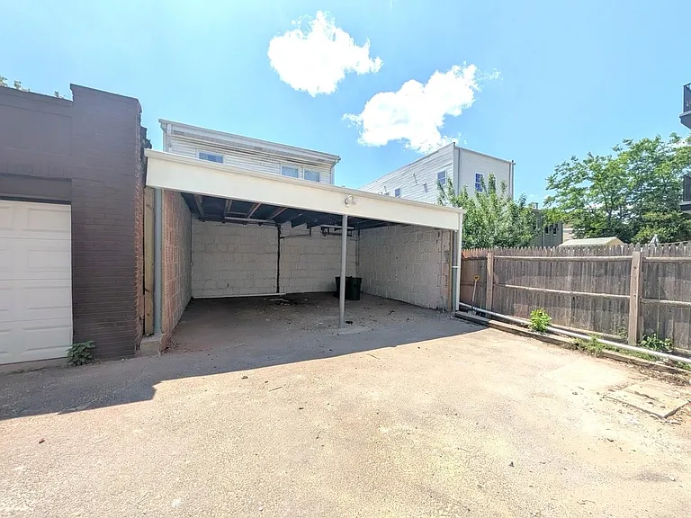 69 Beacon Ave #2 — Photo 21
