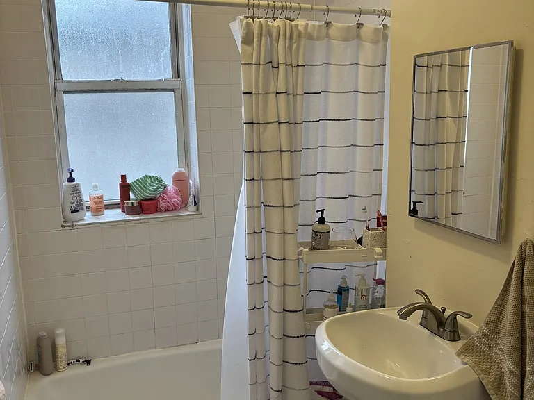 13 Haviland St #1W — Photo 21