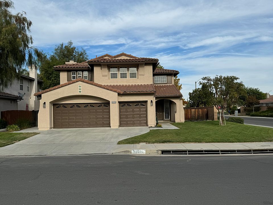 1st image of 42272 Wildwood Ln