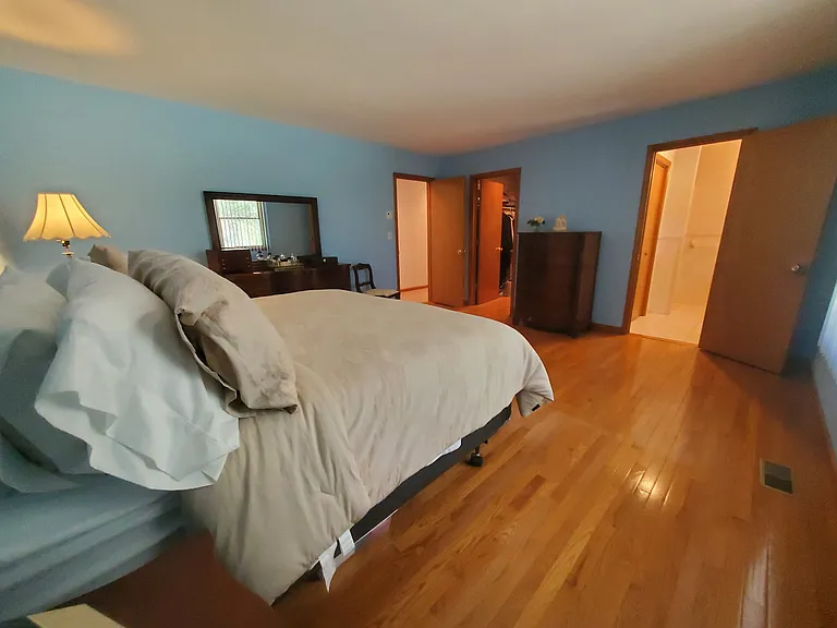 302 Westwood Rd — Photo 9