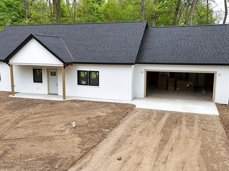 1st image of 20160 Parkway Ave