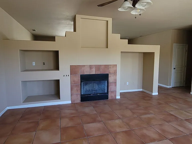 6231 Mirlo Rd — Photo 21
