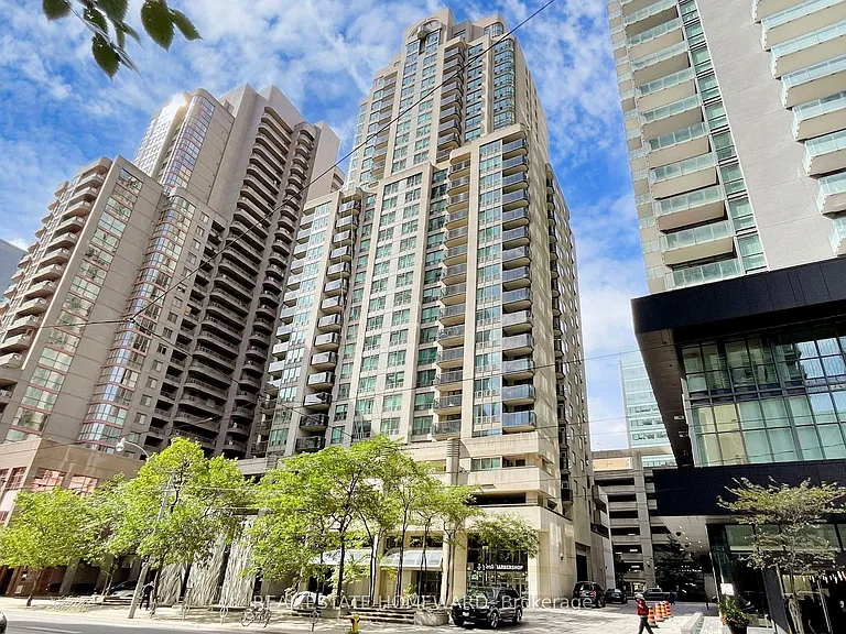 750 Bay St #2307 — Photo 2