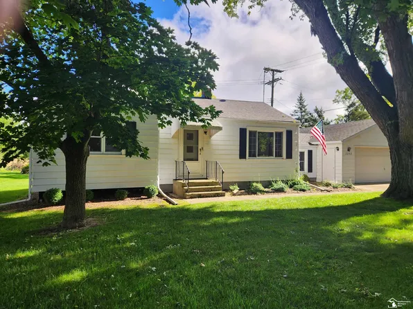 3242 Bluebush Rd, Monroe, MI 48162