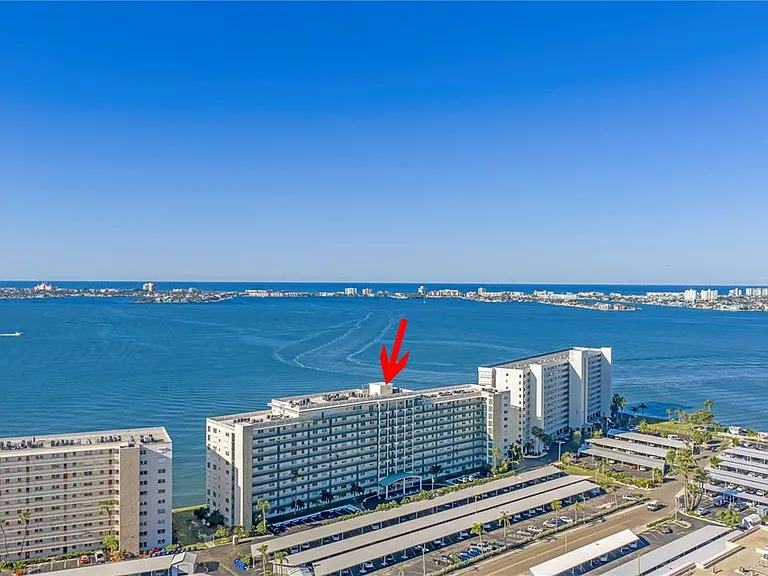 6020 Shore Blvd S #712 — Photo 40