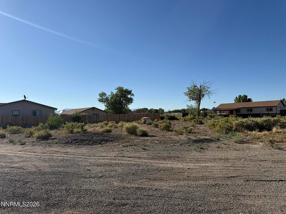 2nd image of 1 Smoke Tree Ln