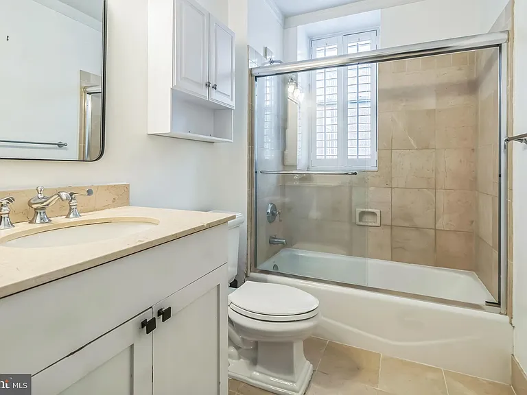 1750 16th St NW #13 — Photo 18
