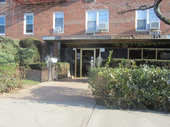 2265 Gerritsen Avenue image 1 of 1