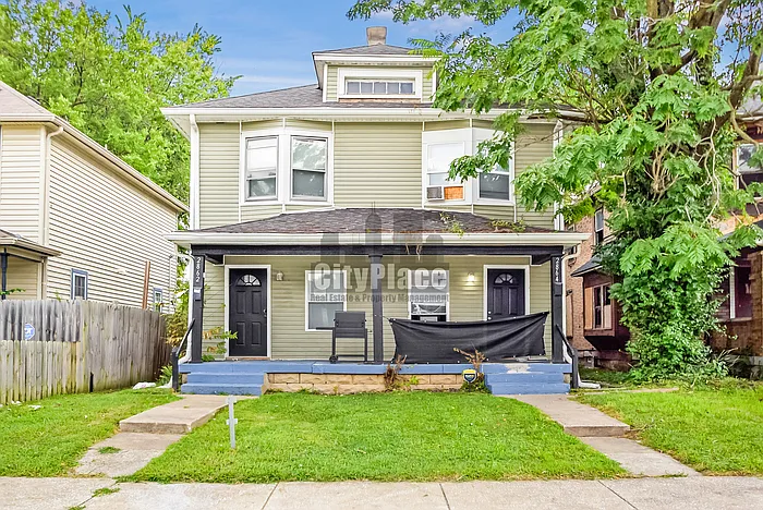 2 bed, 1.0 bath, 1063 sqft, $1,150 — Photo 1