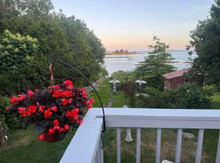 75 York Rd, Vinalhaven, ME 04863