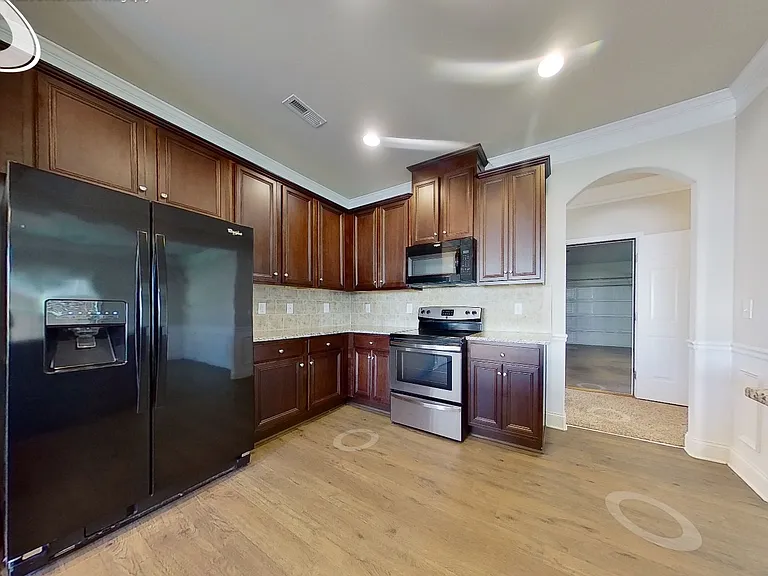 147 Fort Dr — Photo 6