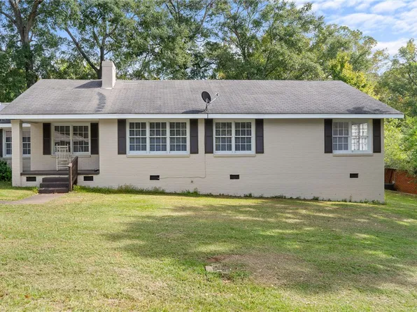 705 Centerville St, Greensboro, AL 36744