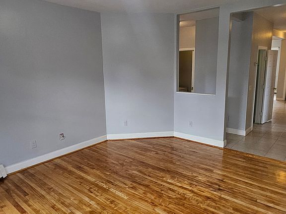 4th image of 84 Providence St APT 3