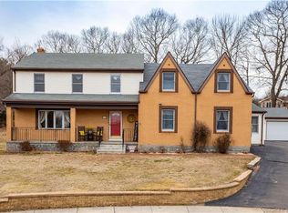 35 Oaken Rd, Bristol, CT 06010