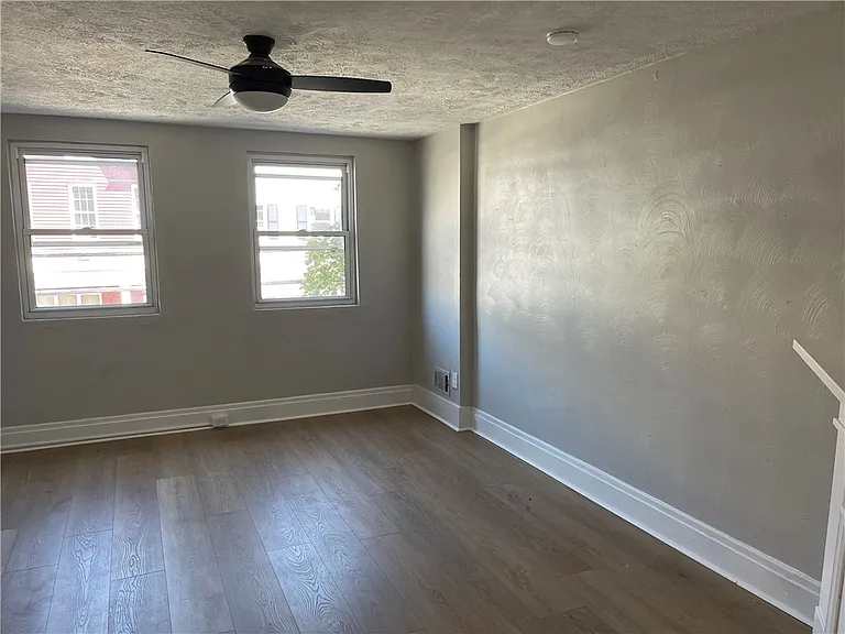 4224 Milgate St — Photo 11