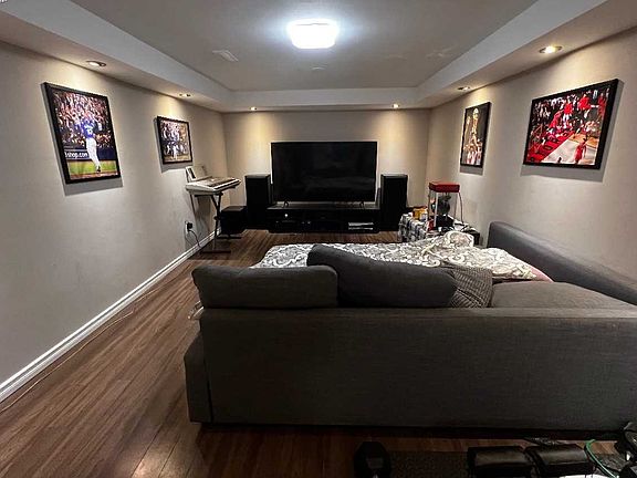 2nd image of 39 Frankton Cres