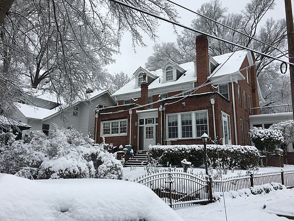 2nd image of 305 W 5th Ave