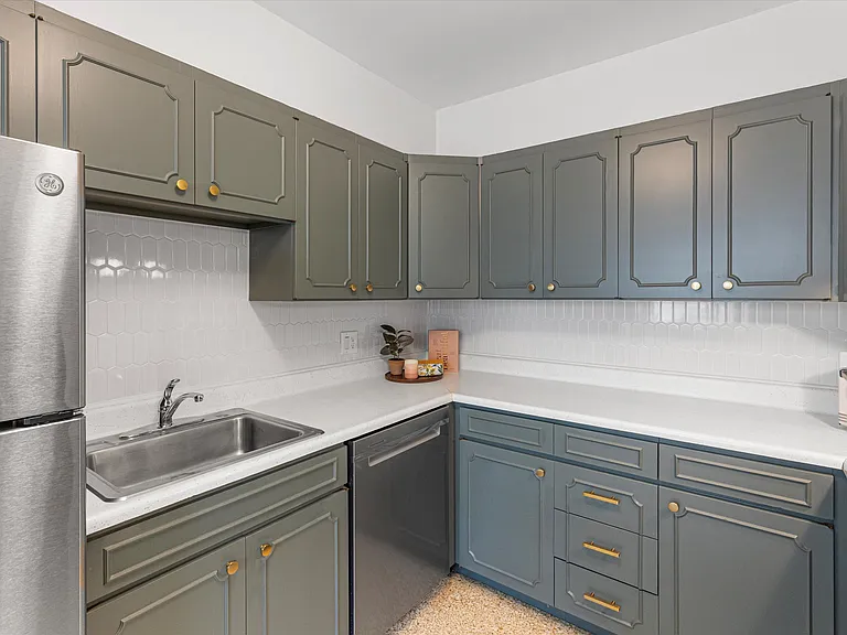 5718 Pratt St — Photo 17