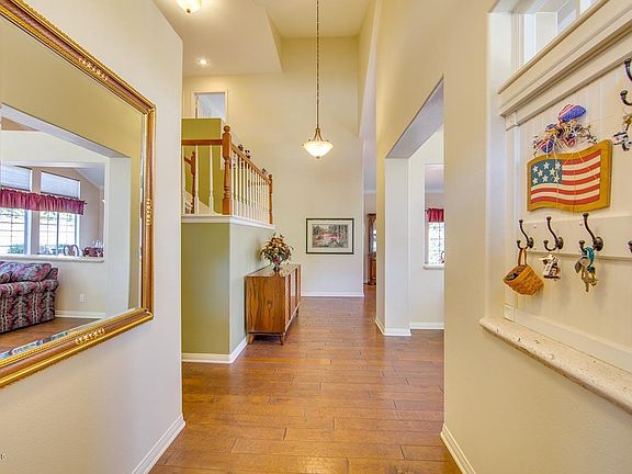 4th image of 3176 Holloway Ct