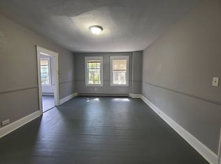 182-184 Washington Sq, New Britain, CT 06051