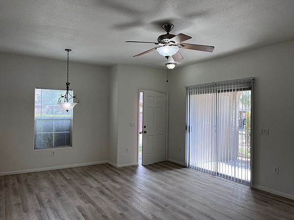 4th image of 3815 Ormond Beach St Unit 102