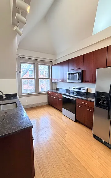 4400 Laclede Ave #3 — Photo 4