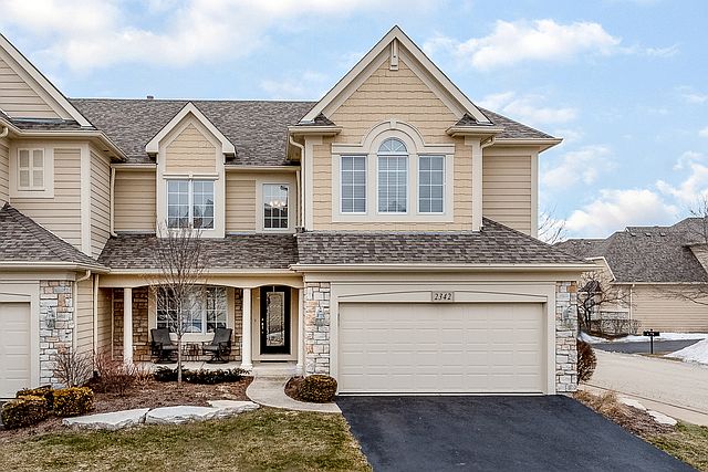 1st image of 2342 Woodglen Dr #2342
