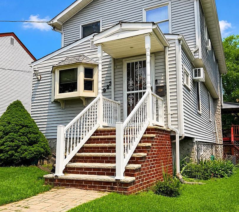 1st image of 923 Rosa Ave