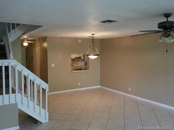 1st image of 4718 NW 82nd Ave #1706