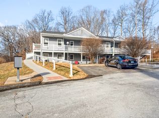 53 Hidden Knolls Cir #53, Monroe, CT 06468