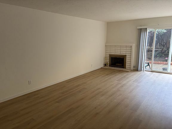 2nd image of 3245 Glendora Dr #1