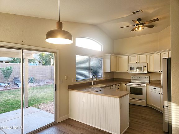 2nd image of 4825 W Piute Ave
