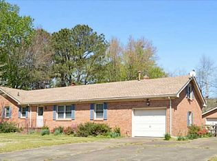 456 Brockenbraugh Rd, Chesapeake, VA 23322