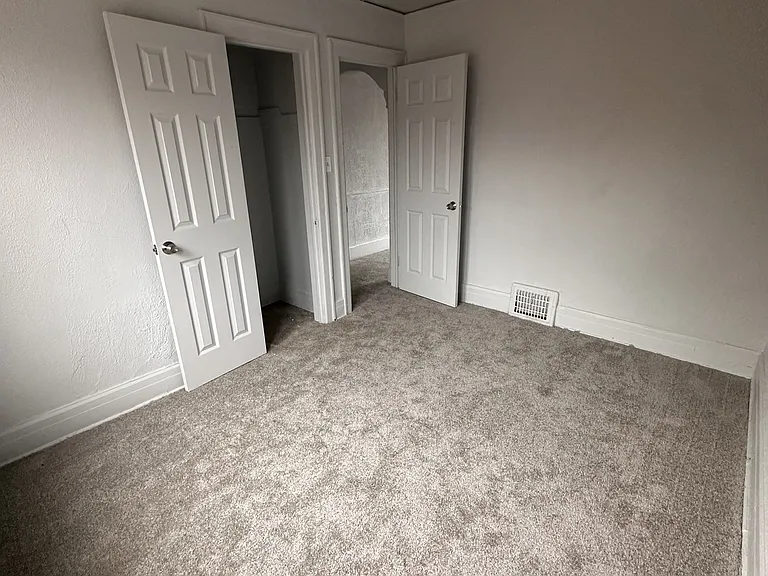 15476 Sorrento St #1 — Photo 4