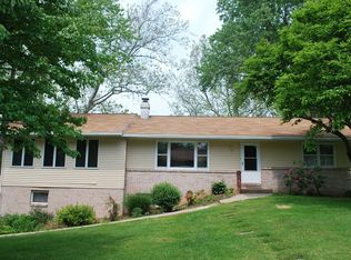 1531 Springside Dr, Lancaster, PA