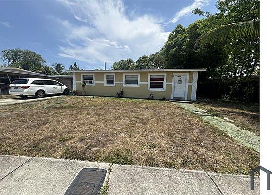 5th image of 1612 NW 15th Ct
