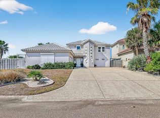 325 Mustang Blvd, Port Aransas, TX 78373
