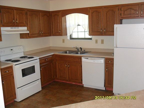 5th image of 1599 Cypress Dr