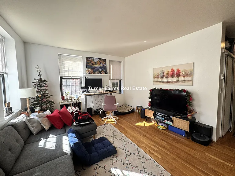 90 Saint Botolph St #3F — Photo 12