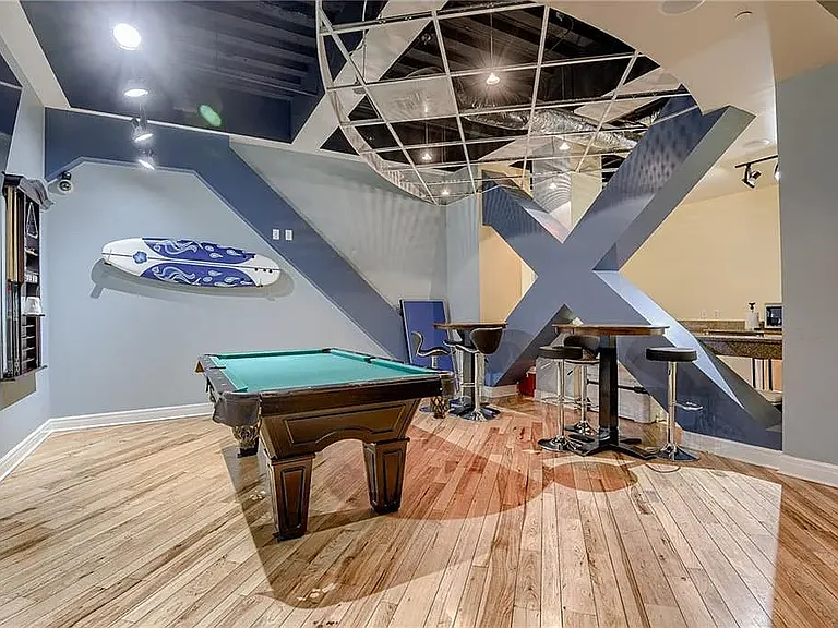1101 Walnut St #1106 — Photo 23